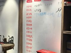 -王婆乔鲜鱼自助火锅(蜀汉路店)