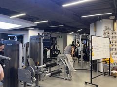 -超鹿运动(达信大厦店)