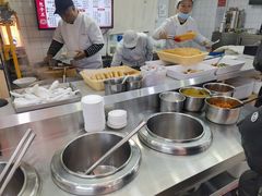-陈寔包子王·卤煮小肠·京味小吃(龙潭店)