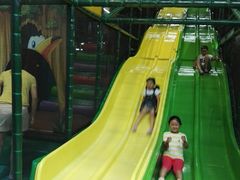 -蒙特利亲子乐园