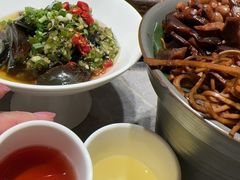 -野山舂·贵州现舂酸汤牛肉(民生路店)