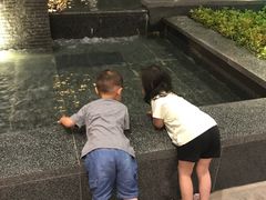 -苏州汇融广场假日酒店