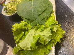 -臻牛烤肉