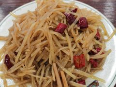 酸辣土豆丝-清真永恒华威肉饼(潘家园店)