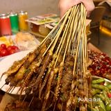花园道这家酒馆每周三半价！还有这好事！
