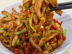 酸萝卜炒牛肚丝-笨罗卜浏阳菜馆(龙华鹏润达店)