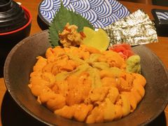 三色海胆饭-魔丼屋(日月光店)