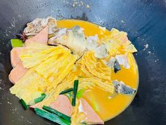 -老刘生态大鱼坊铁锅炖鱼(赛马场店)