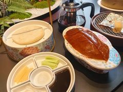北京片皮烤鸭-湯記傳菜