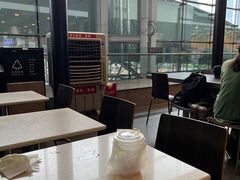 -麦当劳(深圳北站高铁店)