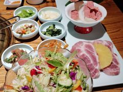 -小花花炭火烤肉·十五年延吉风味(左家庄店)