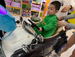 -爆米花儿童美发乐园(布吉华润万象汇店)