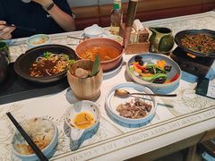 -云海肴·汽锅鸡·云南菜(天山百盛优客店)