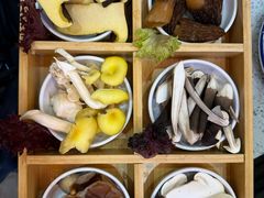 -阿婆情腊排骨火锅(金虹路店)