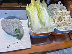 -乡土黄·鲜牛肉火锅·小龙虾(兴业街店)