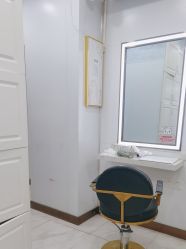 -镁连社·美联社