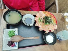 三文鱼亲子丼-黑门食堂
