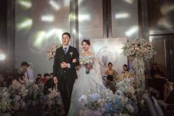 点击看大图 -GRACE KELLY婚纱与礼服(北京店)