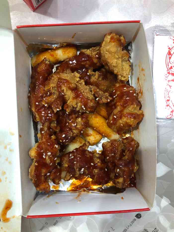 efc韩国炸鸡(沙坪坝店)-"吃过晚饭在实验室里休息,突然很想吃炸鸡了.