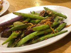 -ZF Seafood Restaurant 卓峰海鲜餐