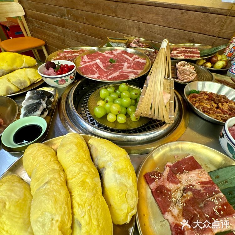 在镇江！我唯一能吃回本的榴莲烤肉自助