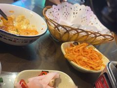 -富正毅三下锅·湘西韵味(天门山索道店)