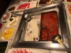 -海底捞火锅鲜切牛肉主题店(长寿路店)