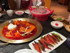 -周师兄大刀腰片火锅(洪崖洞旗舰店)