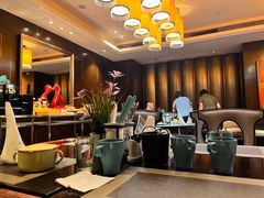 -天津京基皇冠假日酒店