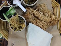 -丁里羊肉小镇(天鹅湖总店)