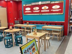 -塔斯汀中国汉堡(徐汇汇京广场店)