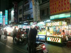 -六合夜市