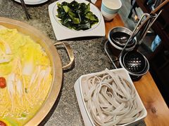 -小天鹅火锅·一线江景洪鼎旗舰店(洪崖洞店)