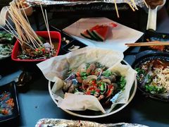 -何师烧烤Pro ·江湖川菜·小龙虾·精酿(太古里旗舰店)