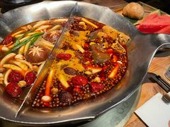 台式麻辣锅-湊湊火锅·茶憩(杭州湖滨银泰in77店)