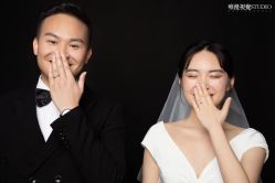 -巴黎婚纱摄影工作室