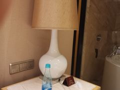 -永恒朗悦酒店(广西大学地铁站大学东路万达广场店)