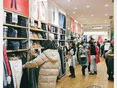 -优衣库(上海虹口龙之梦店)