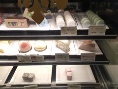 面包甜点陈列柜-麦当劳(四川北路店)