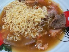 双拼叉烧牛肉出前一丁-华星冰室(湾仔店)