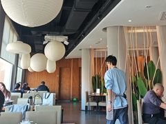 -莲餐厅·湖北菜·潜江小龙虾店(愚园路店)