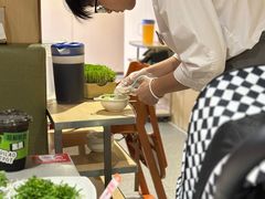 -海底捞火锅(曹安公路店)