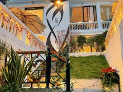 -Mark&Mars Restaurant