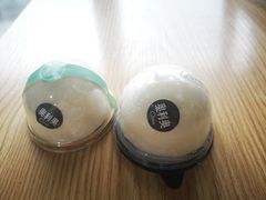 -蜜蜂小象·榴莲千层蛋糕(时代汇11栋店)