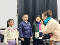 -蓝话筒·少儿成人演讲口才·主持朗诵·戏剧表演(大华第一坊店)