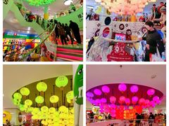 -m豆巧克力世界(上海世茂广场店)
