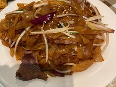 -新大咀港式茶餐厅(宝山万达店)