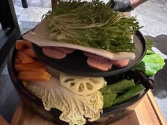 -一朵菌·野生菌探索家火锅(南亚店)