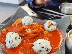 火辣无骨鸡爪-HONGA HONGA雄家(曹路店)