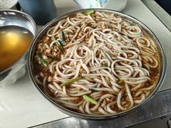 -正宗杨记普洱酸醋米线(总店)